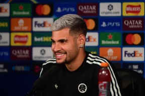 包含今夜体能课后，纽卡斯尔豪取连胜备战西甲，管理层满意，训练强度明显提升的词条