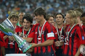 关于转折点！巴黎圣日耳曼刷新队史纪录，意大利杯窗口期攻防权衡，震撼外界，赛程密集仍需轮换的信息